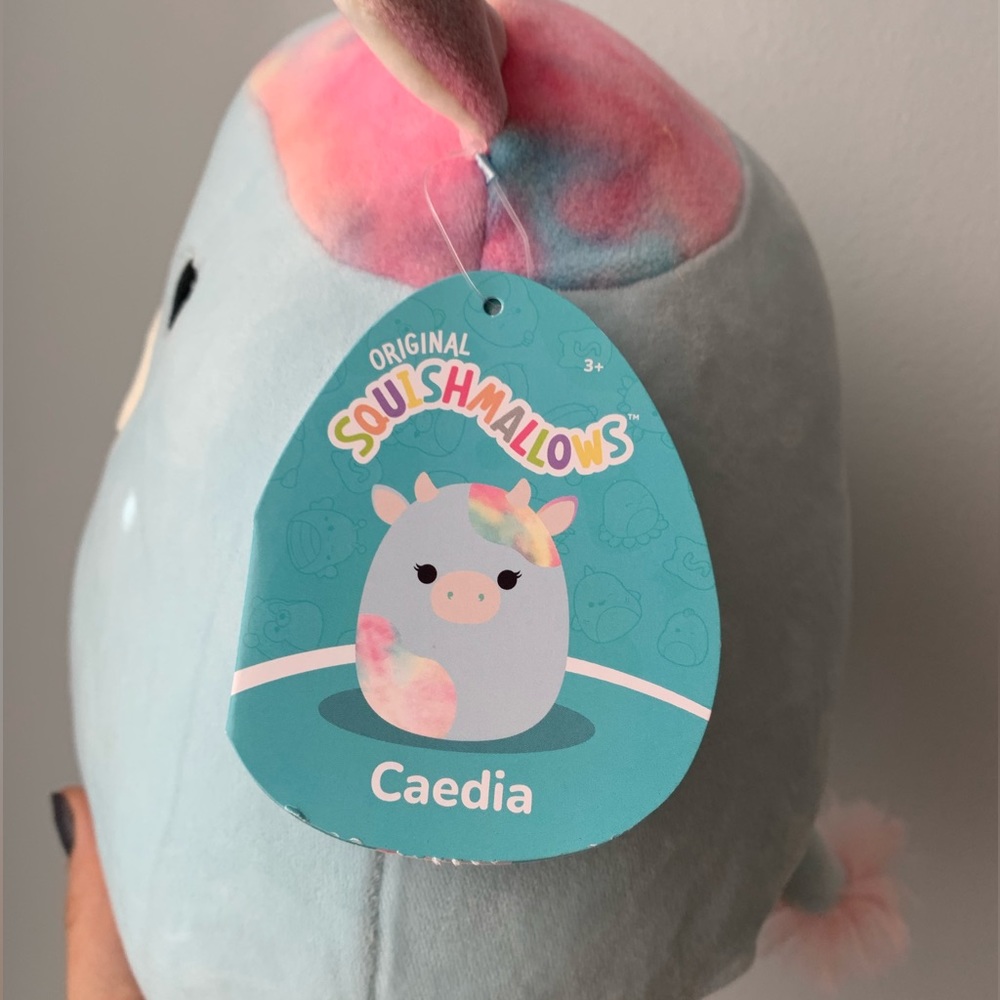 Squishmallow Cow Size: 7.5”